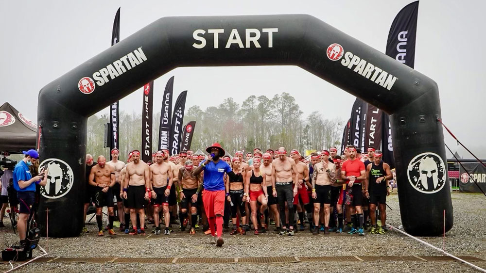 AROO! Justin sends off Over another Elite and Age Group wave as Startline Emcee in Jacksonville, Florida!